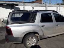 Cupula-Oroch-ventanas-y-portaequipaje-gris-A